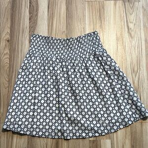 Fossil Navy & White Diamond A-Line Skirt size Small w/ elastic waist band